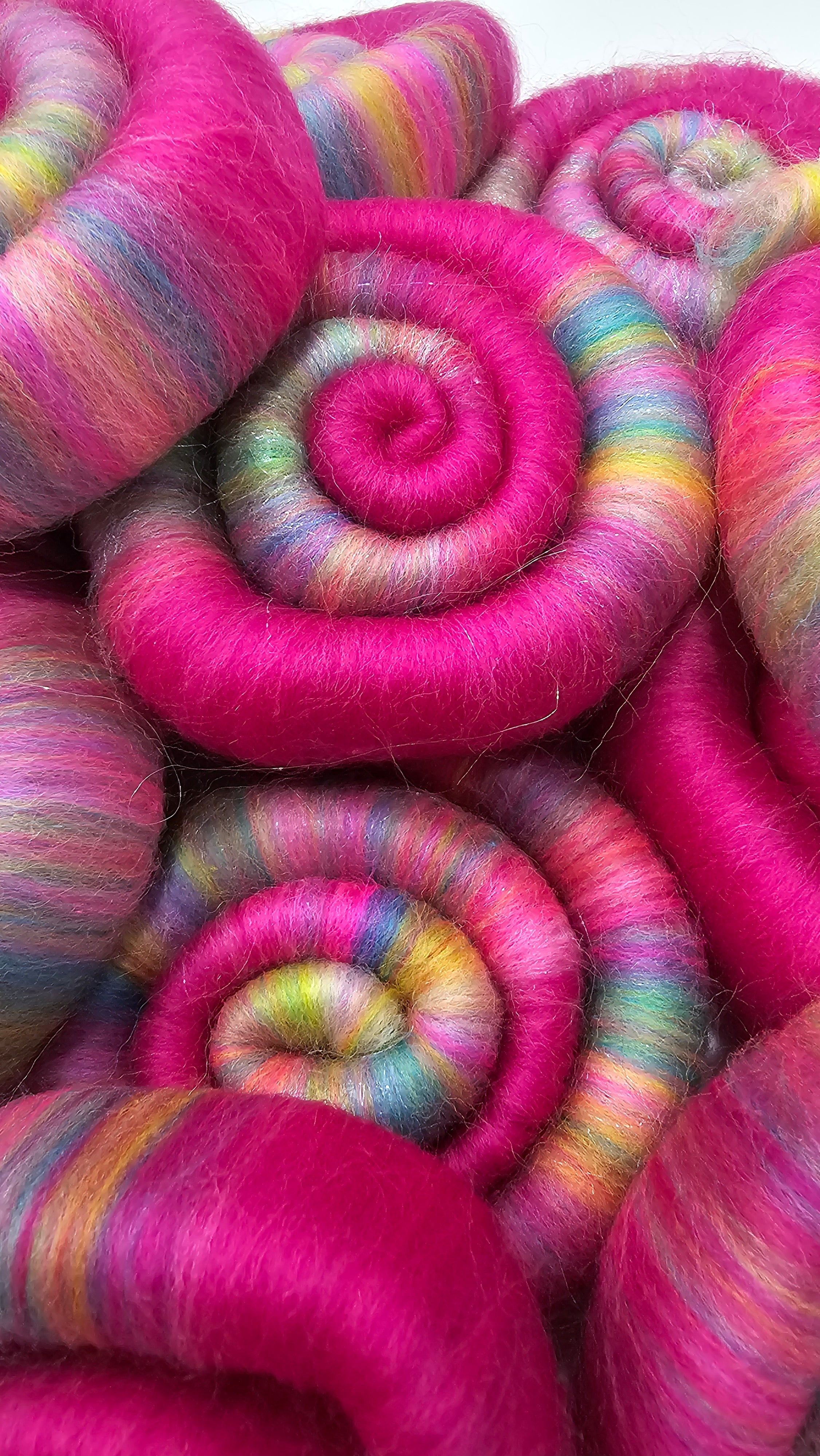 Fuchsia Rainbow Swirl